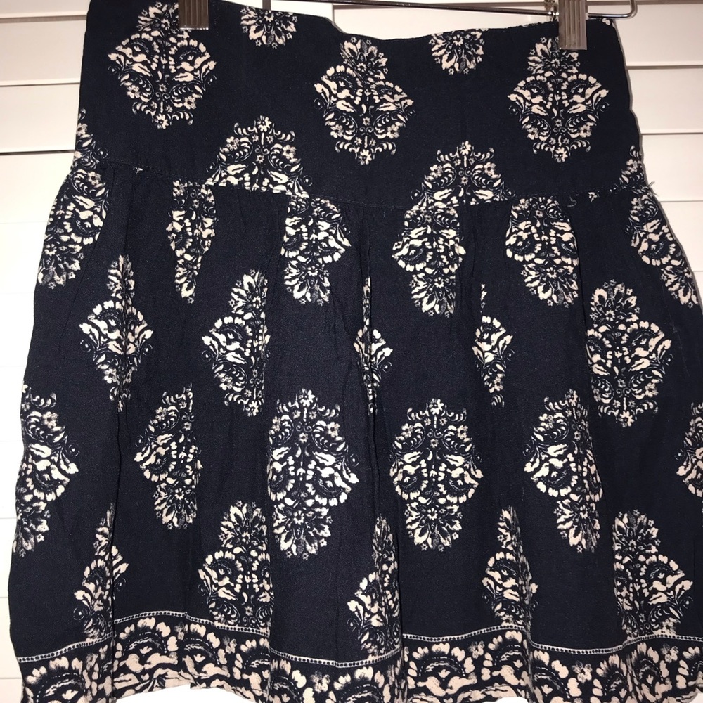 Ruffled Skirt// HOLLISTER